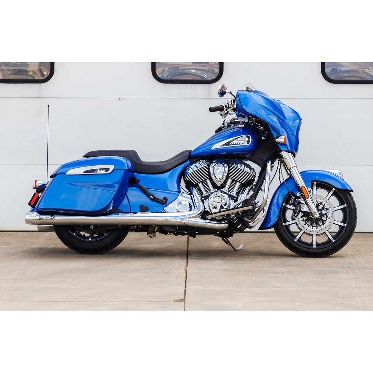 S&S Cycle 4" Broadhead Slip-On Mufflers Fishtail Chrome - 550-1077 For Indian 2014-2022