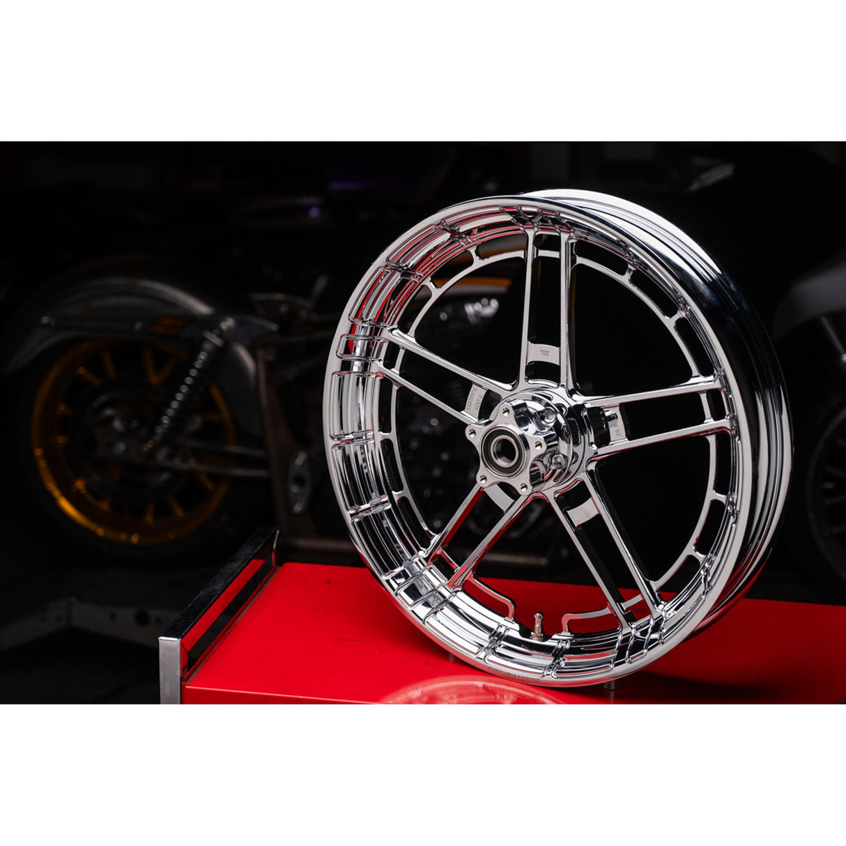 ARLEN NESS 0202-2285 330-042 Flatline Rim Rim - Flatline - Rear - Chrome - 18x5.5
