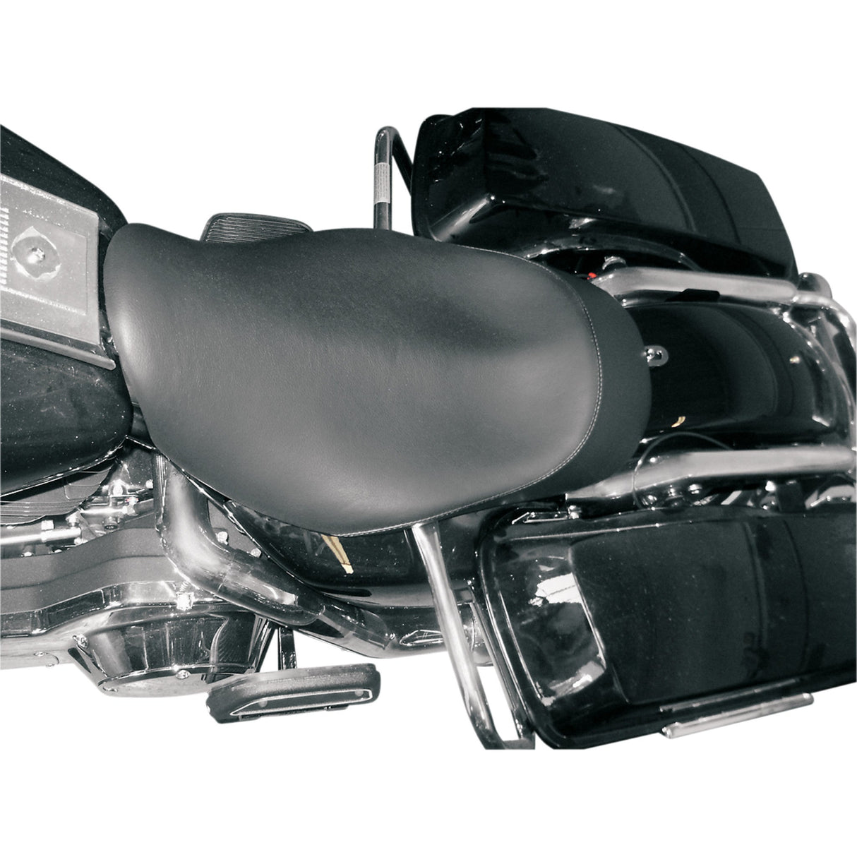 Danny Gray Buttcrack™ Solo Seat — Smooth Black - 20-403 For Harley Road King 1997-2007