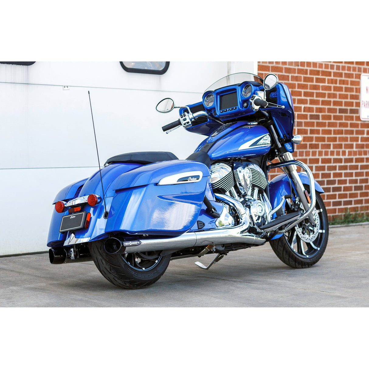 S&S Cycle 4" Broadhead Slip-On Mufflers Slash Cut Chrome - 550-1076 For Indian 2014-2022