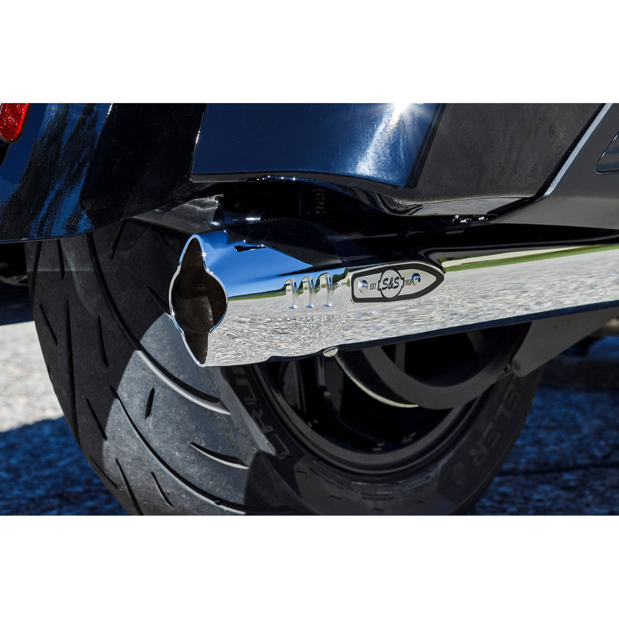 S&S Cycle 4" Broadhead Slip-On Mufflers Fishtail Chrome - 550-1077 For Indian 2014-2022