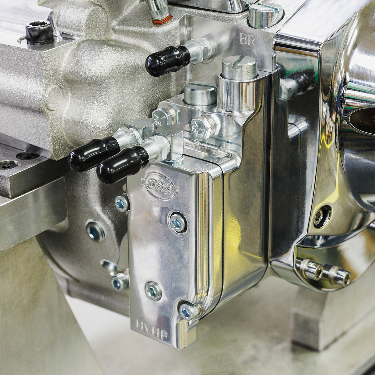 V111 Long-Block Engine without Induction/Ignition - 0901-0256