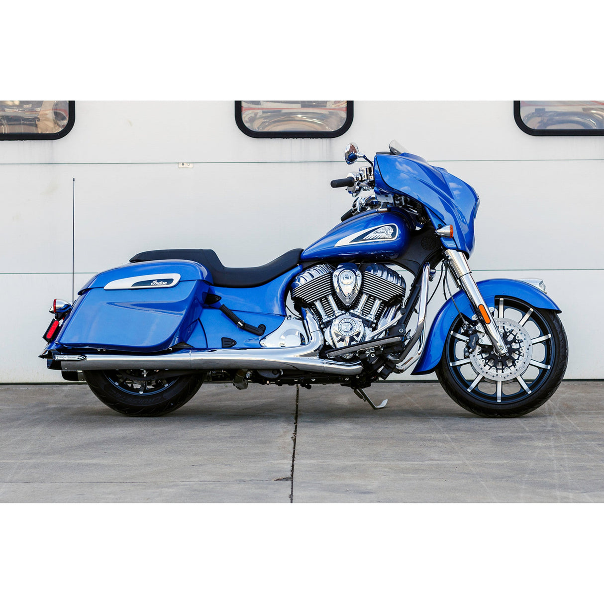 S&S Cycle 4" Broadhead Slip-On Mufflers Slash Cut Chrome - 550-1076 For Indian 2014-2022
