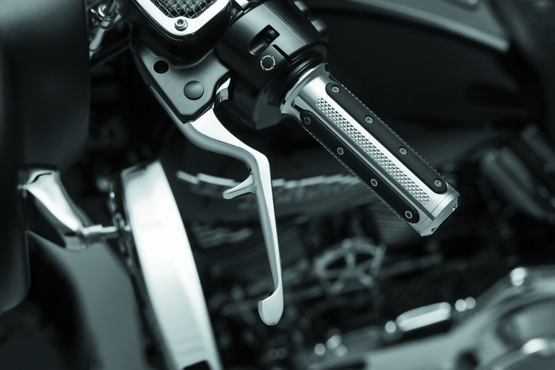 Kuryakyn 1981 Trigger Lever Set 17-Up Touring Chrome