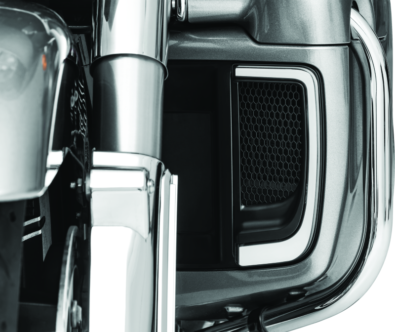 Kuryakyn 5064 Tracer Lower Fairing Grill Black