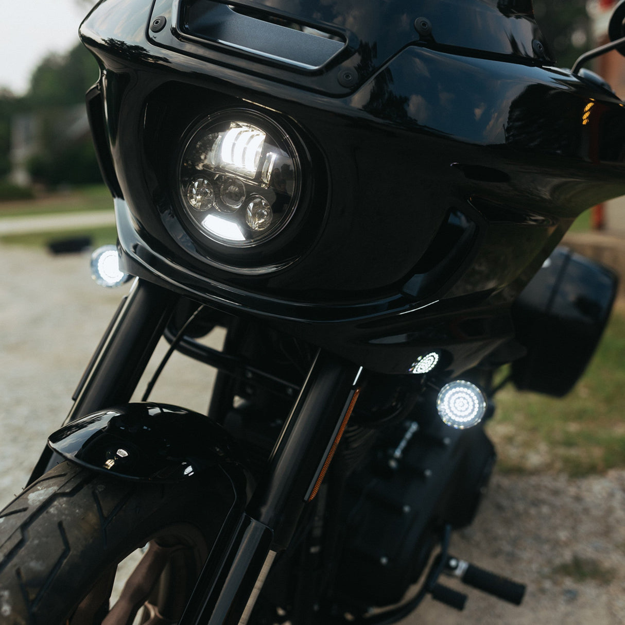 Custom Dynamics ProBEAM® Headlight Kit 5-3/4" Black Fxlrst Fxrst - PB-LRST-B For Harley Motorcycles 2020-2026
