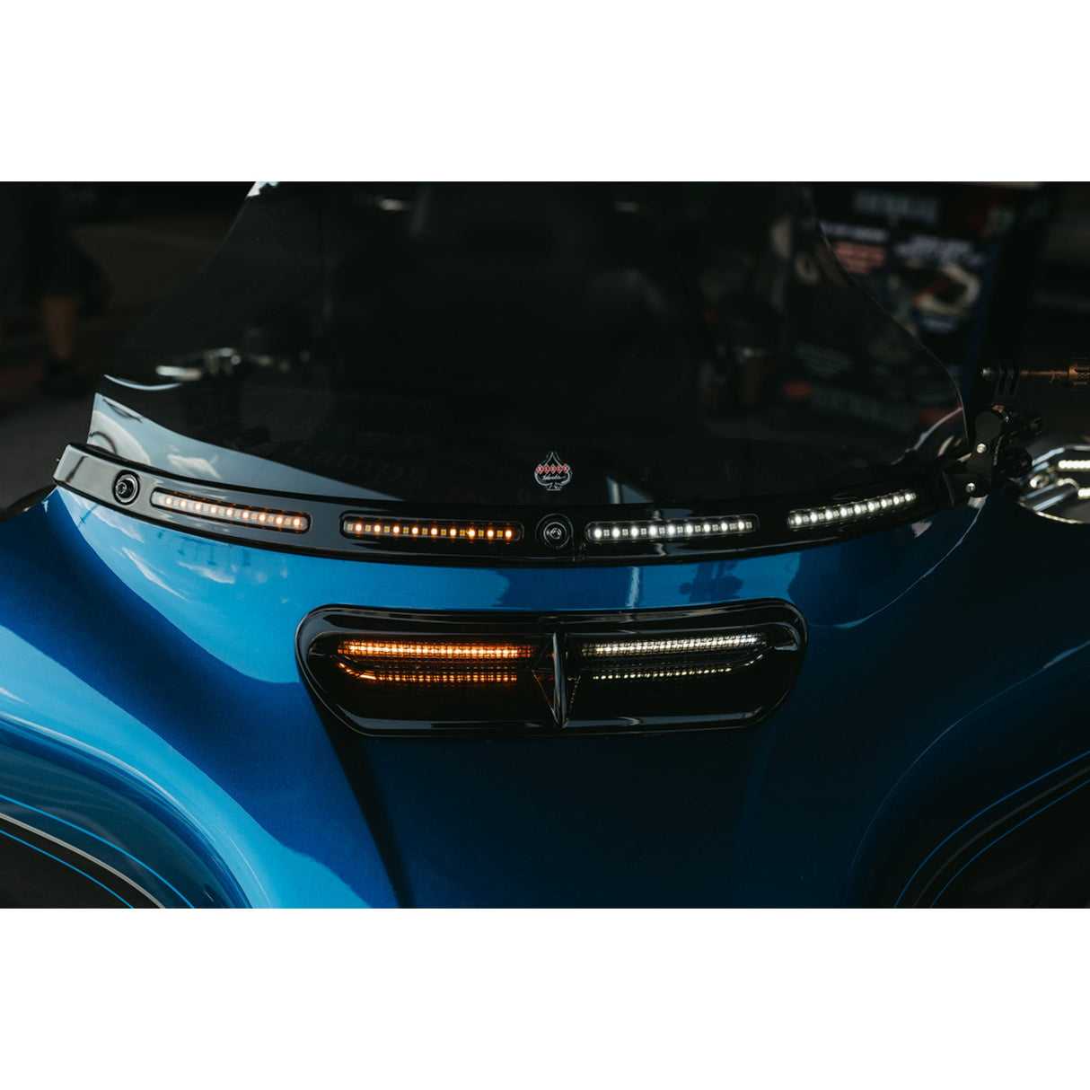 Custom Dynamics Genesis® 4 All-In-One Dynamic LED Batwing Fairing Vent Insert Amber White Black With - CD-VENT-AW2-BB For Harley Touring 2014-2025
