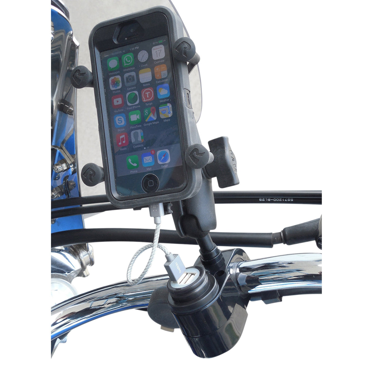 GEARS CANADA 2120-0938 100366-1 Dual USB Port Charger with 1" Ball Mount Dual USB Charger - 1" Ball Mount - Black