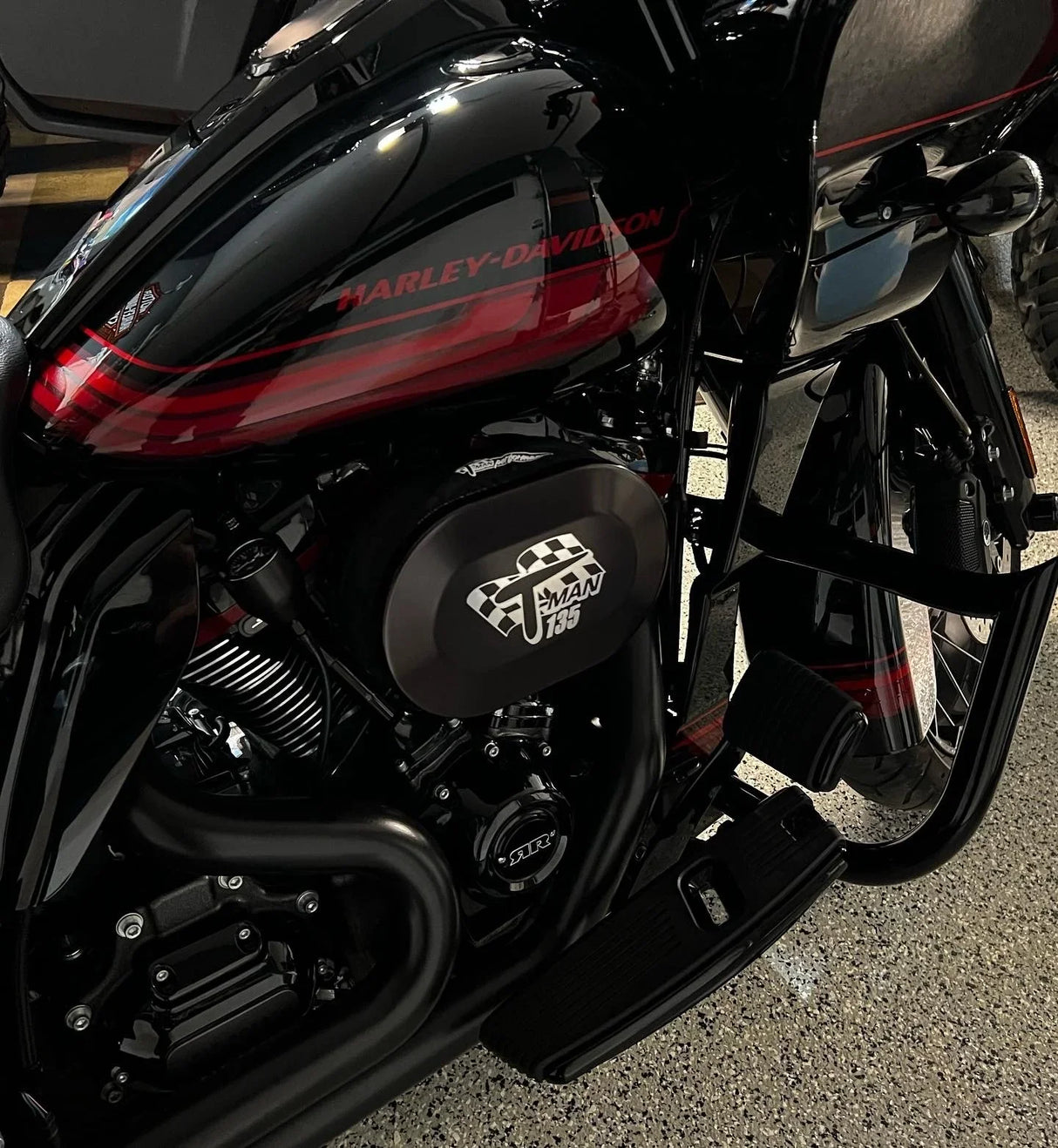 Siouxicide Choppers Chopped Engine Guard Villain Black For Harley Street Glide 2015-2023
