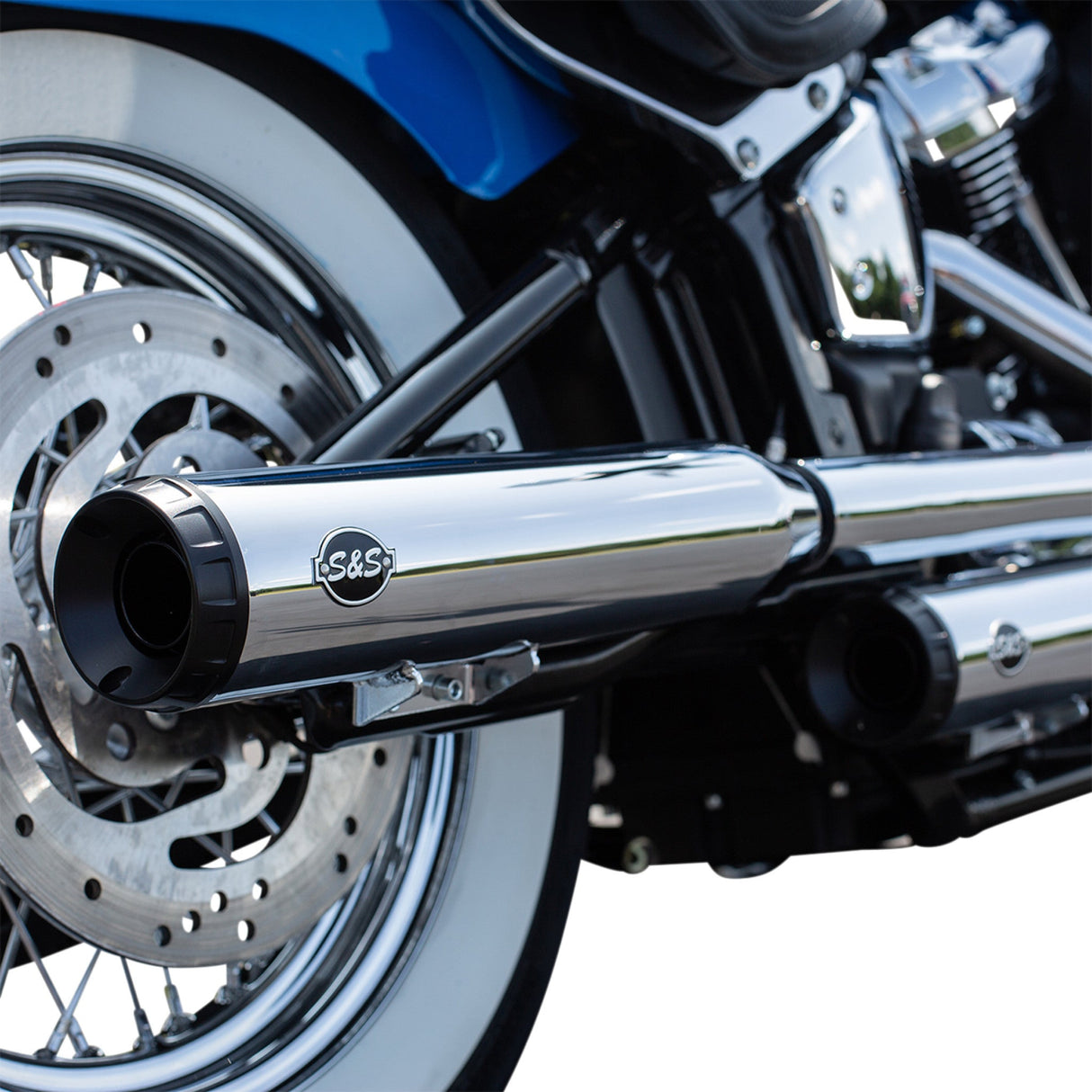 S&S Cycle Grand National Slip-On Mufflers 50-State Chrome Flhc Flde - 550-0757B For Harley Softail 2018-2022