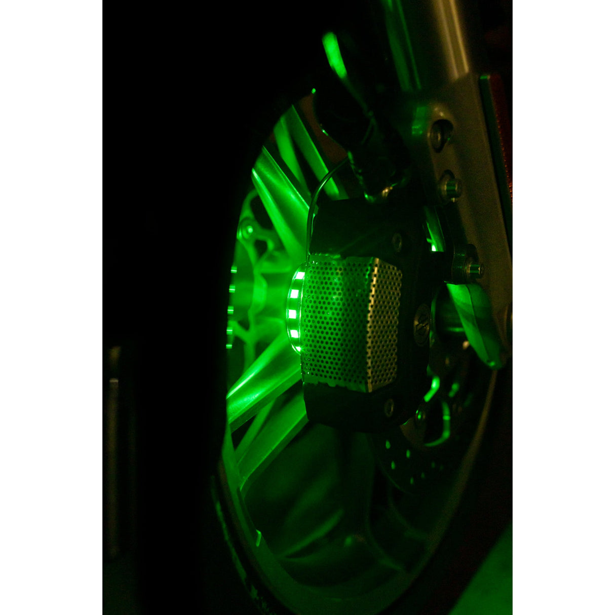 CUSTOM DYNAMICS 2040-2755 PG-WL-B ProGLOW™ Color Changing LED Wheel Lights Light Wheel - Black