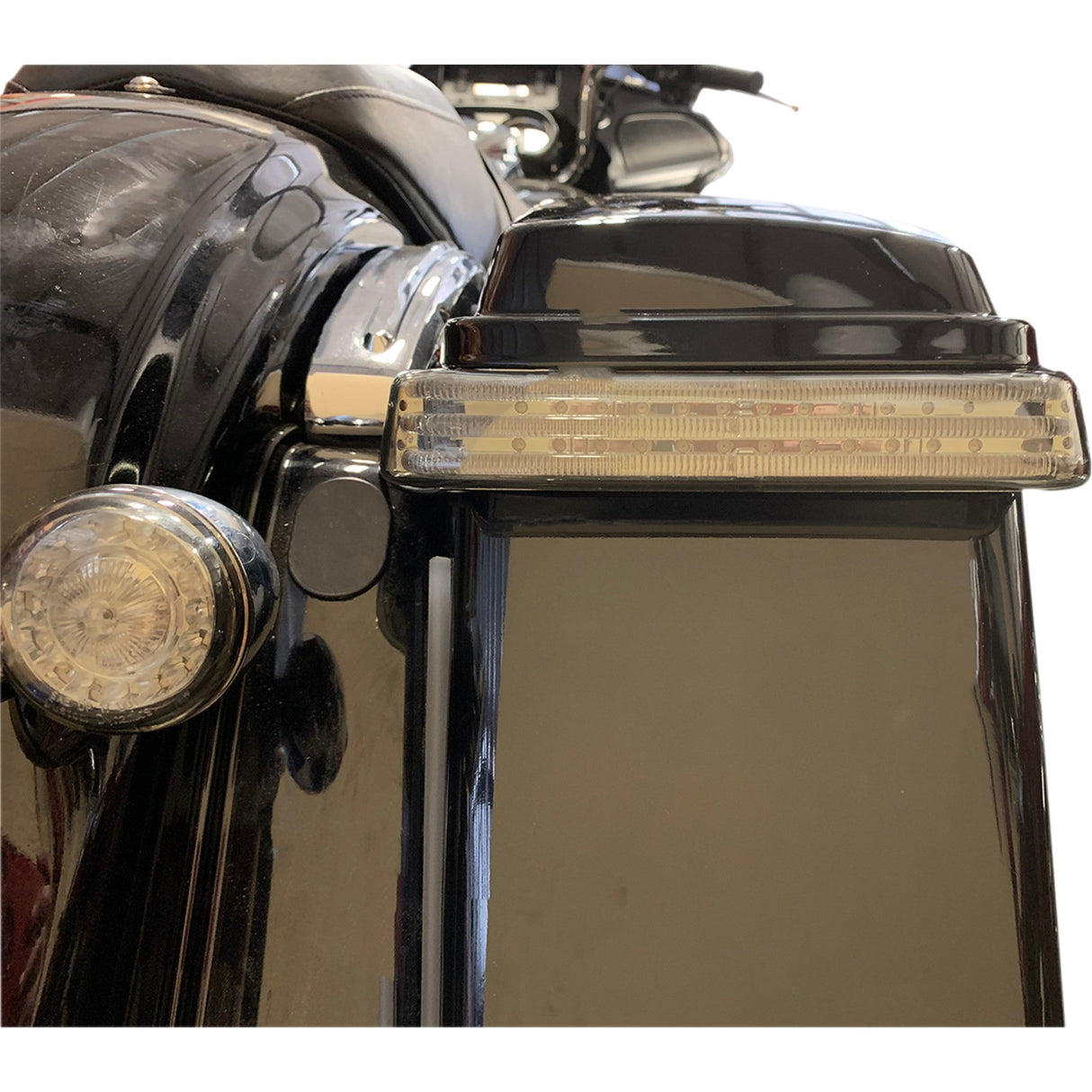 Custom Dynamics Accent Light Kit - PB-SBSEQ-SS8-CS For Harley Touring 2009-2010