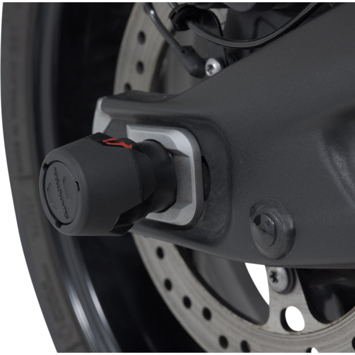Sw-Motech Axle Slider - STP.11.176.10700/B Triumph Trident 660 / Tiger Sport 660 / Daytona 660 2021-2024