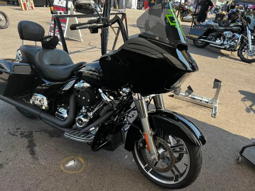 Siouxicide Choppers Chopped Engine Guard Villain Black For Harley Street Glide 2015-2023