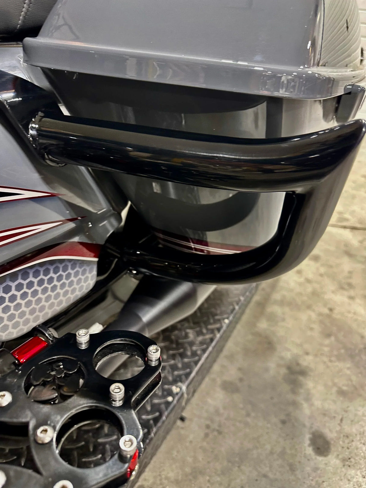 Siouxicide Choppers Bag Guard - Black, For 1985-2025 Touring