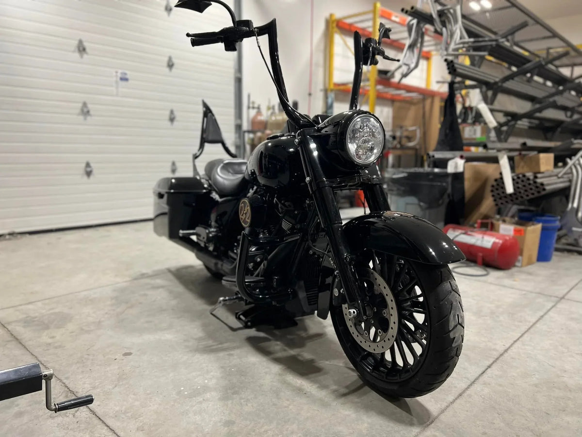 Siouxicide Choppers Villain Road King Handlebars 1 1/2 In, 18 In For Harley Road King Special 2017-2025