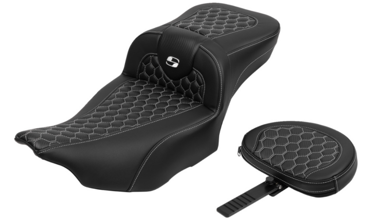 Saddlemen Roadsofa™ Extended Reach Seat With Backrest Honeycomb White Stitch - 823-07-190B6 For Harley Touring 2023-2026