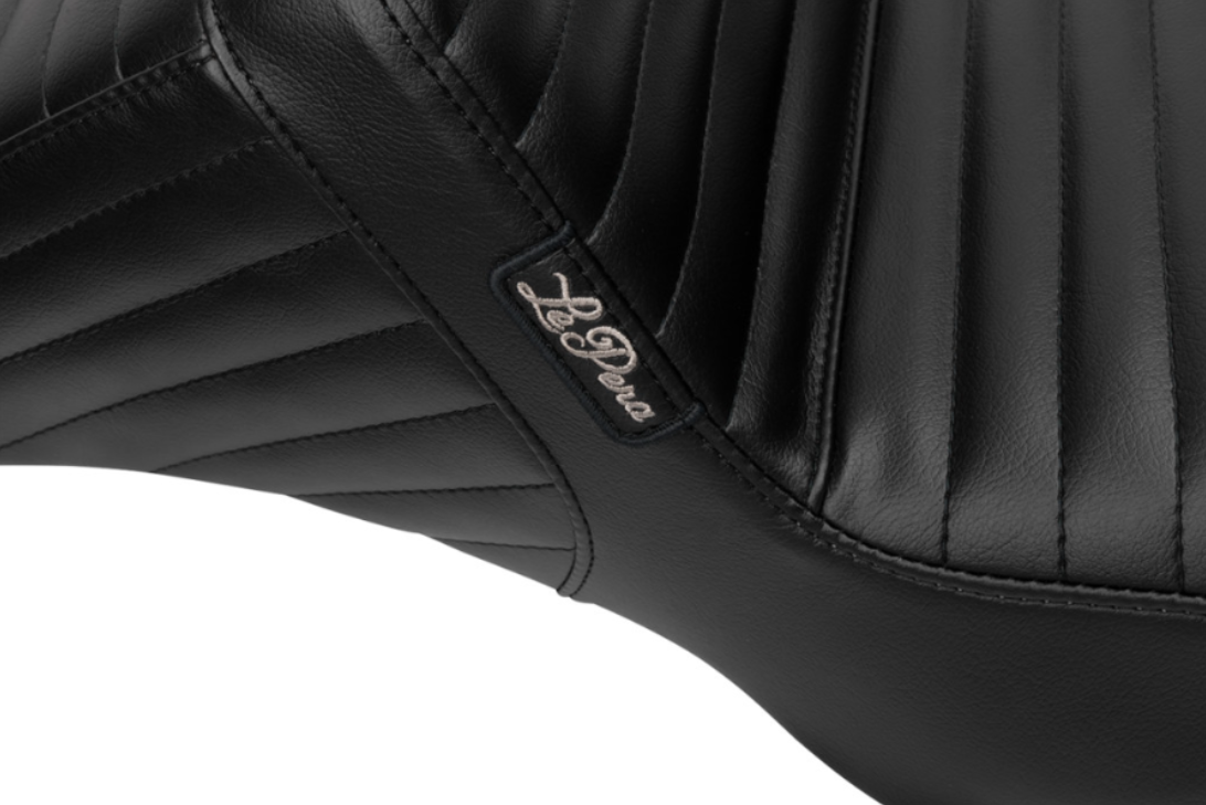 LePera Tailwhip Daddy Long Legs Seat Pleated - LV-587DLPT For Harley Touring 2023-2026