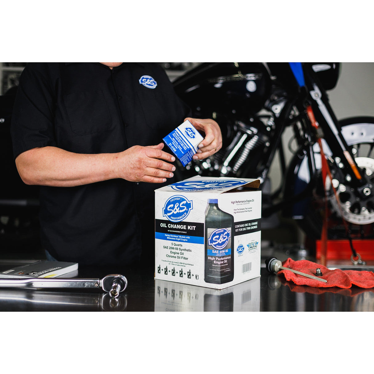 S&S Cycle Oil Change Kit Chrome Filter M8 5 US Quarts - 218944 For Harley Motorcycles 2017-2026
