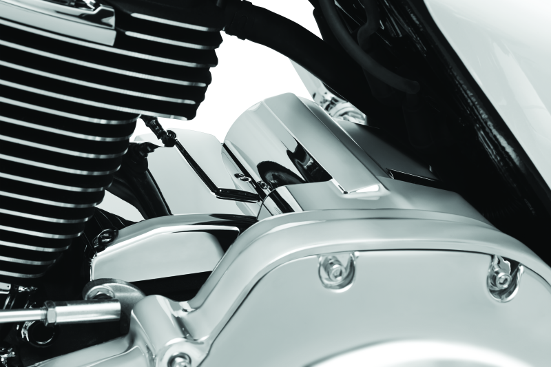 Kuryakyn 6416 Starter Cover Milwaukee-8 Chrome