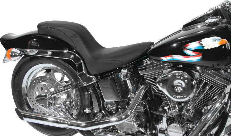 Mustang Motorcycle Standard Rear Tire Daytripper 1PC Seat Black - 76372 For Harley Softail 1984-1999