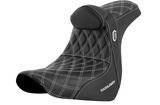 SADDLEMEN 0802-1602 SC81829WHIRT Pro Series SDC Performance Grip Seat with Backrest - White Stitch - FL/FX '18-'23