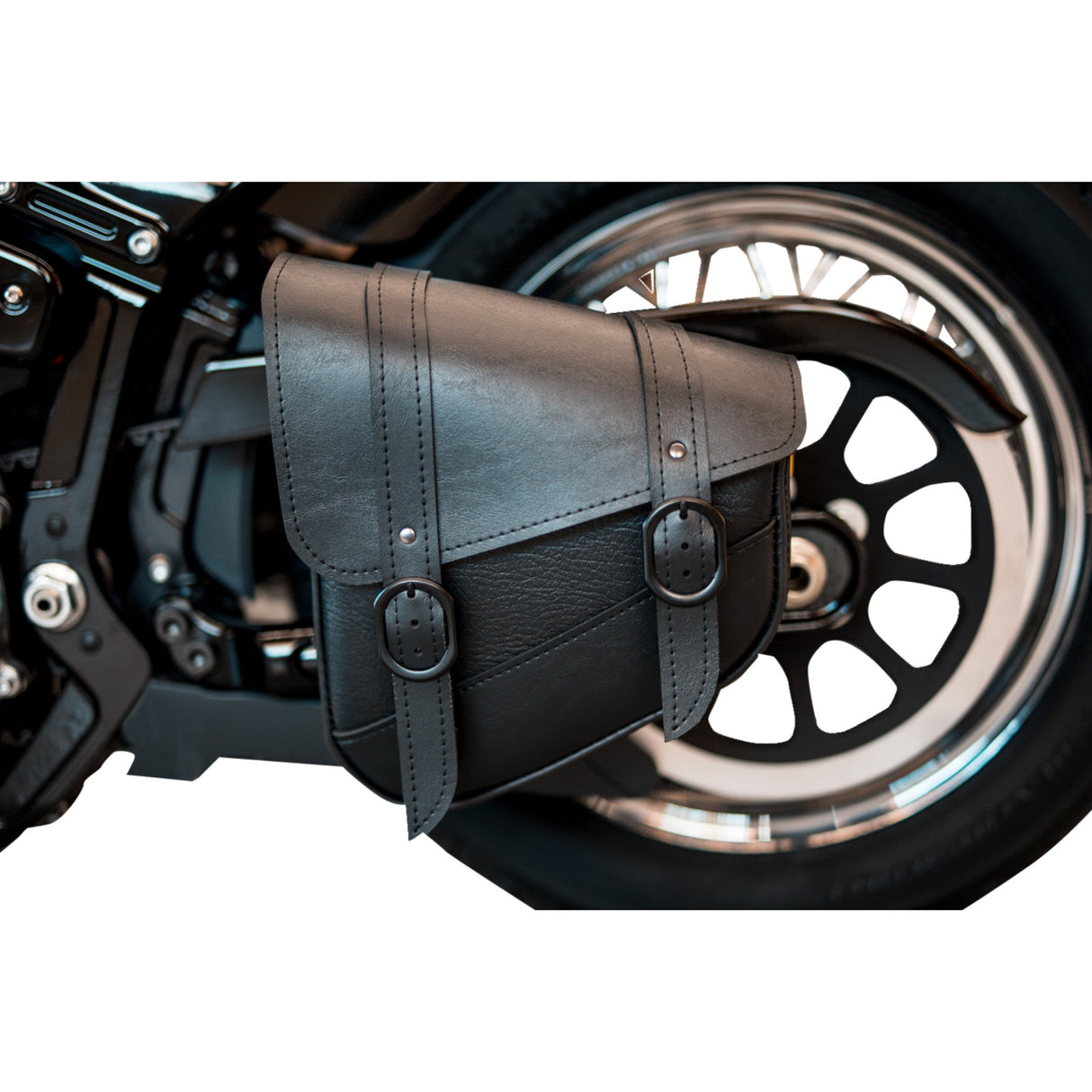 Willie & Max Saddlebag - 59776-05 For Harley Softail 1984-2023 | Kawasaki Motorcycles 1985-2023