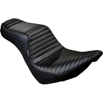 LePera Tailwhip Seat Pleated Black - LYR-580PT For Harley Softail 2018-2023