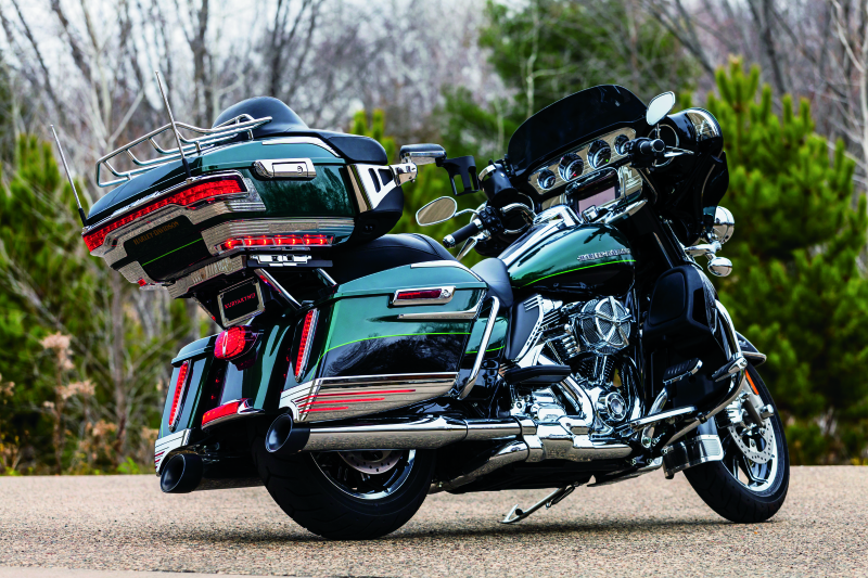 Kuryakyn Tri-Line Accent For Rear Tour-Pak Light Chrome - 6910 For Harley Road Glide 2015-2017