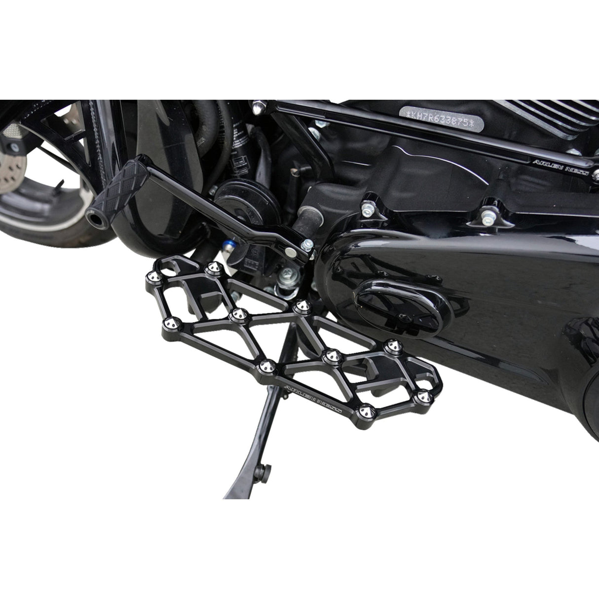 Arlen Ness Diamond Floorboards Driver Black - 410-053 For Harley Motorcycles 1982-2026