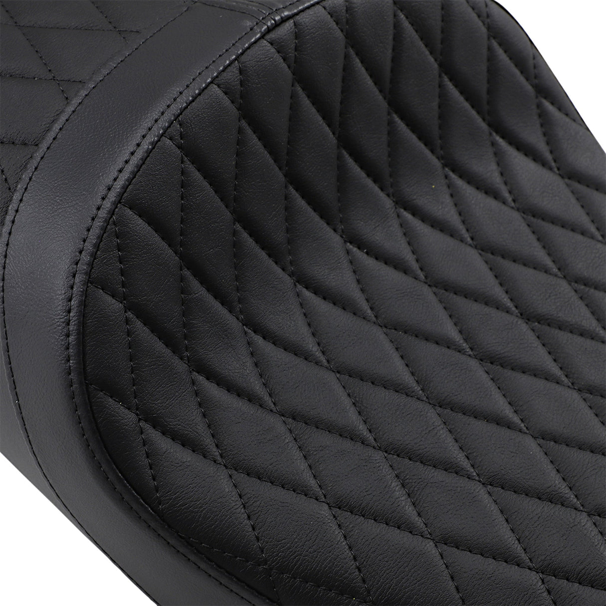 Z1r Seat - 0810-2218 Triumph Bonneville / Street Twin / Street Scrambler 2016-2026