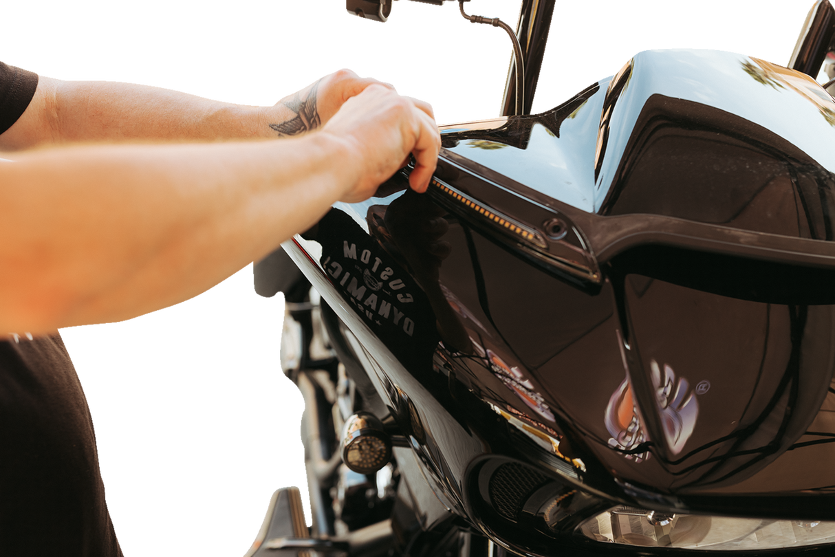 Genesis® 4 Dynamic LED Road Glide® Windshield Trim