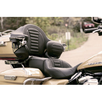 Mustang Deluxe Tourbox Pad Deluxe - 79014 For Harley Touring 2014-2025