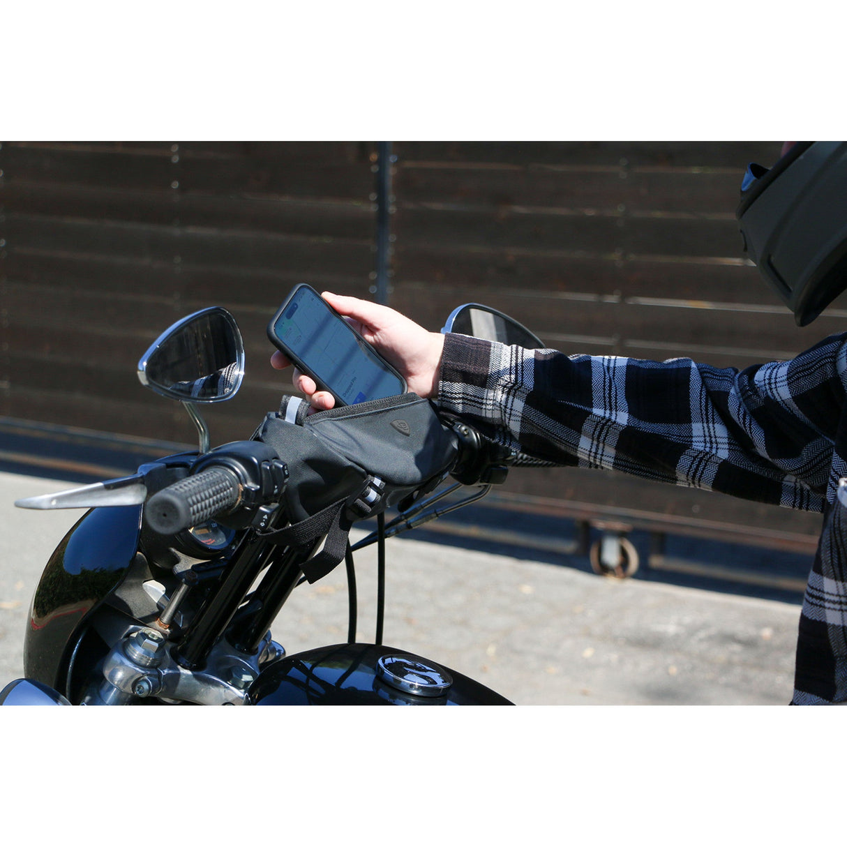 NELSON RIGG 3510-0174 GLHB-S Greg Lutzka Signature Universal Handlebar Bag Greg Lutzka Signature Handlebar Bag - Black