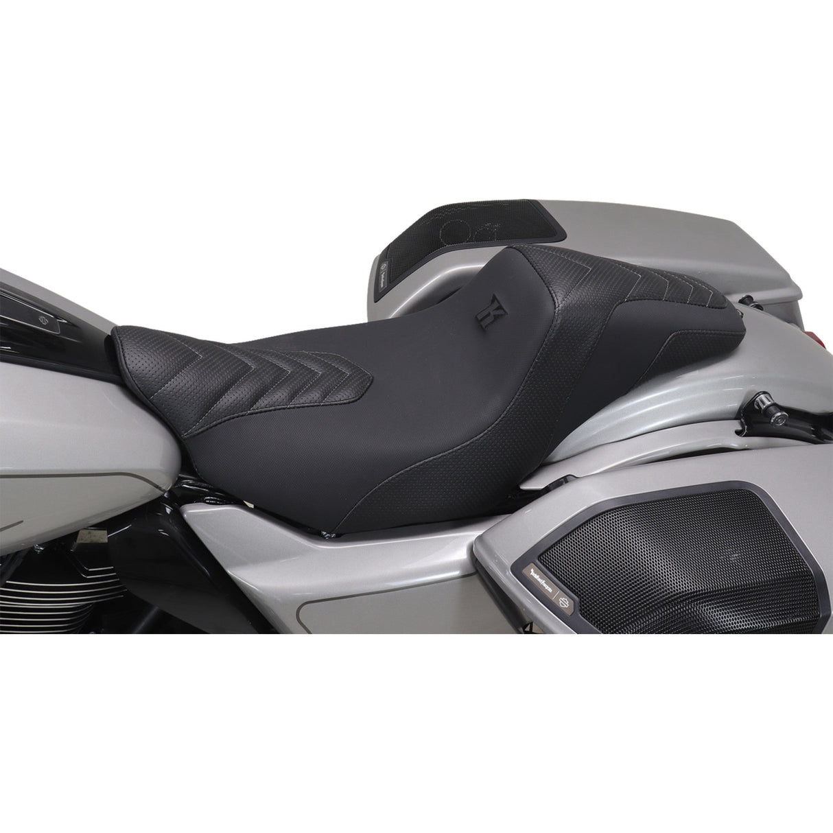 Mustang Squareback Seat - 76324GM For Harley Touring 2023-2026