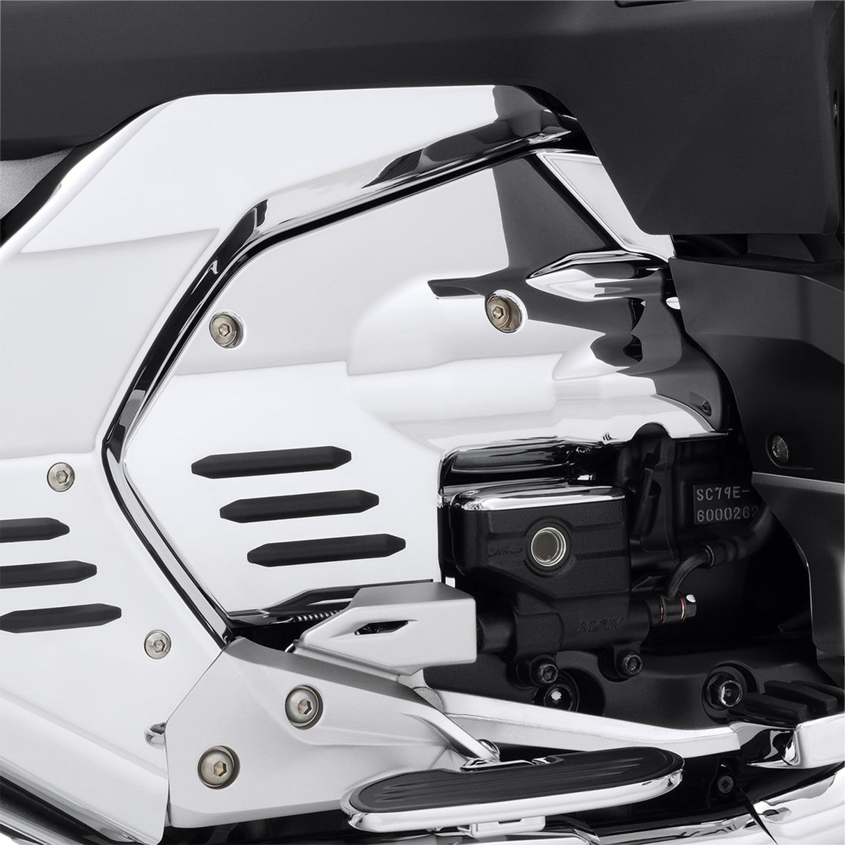 Show Chrome Cover - 52-963 Honda Gold Wing 2018-2021
