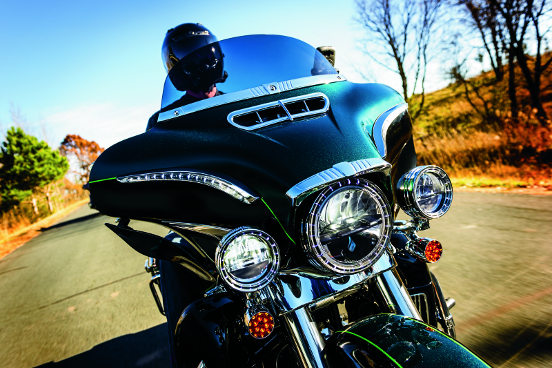Kuryakyn 2631 Tri-line Windshield Trim Chrome