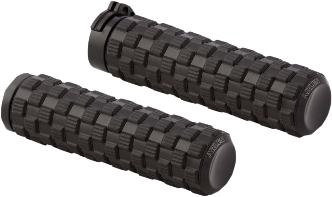 Air Trax Grips