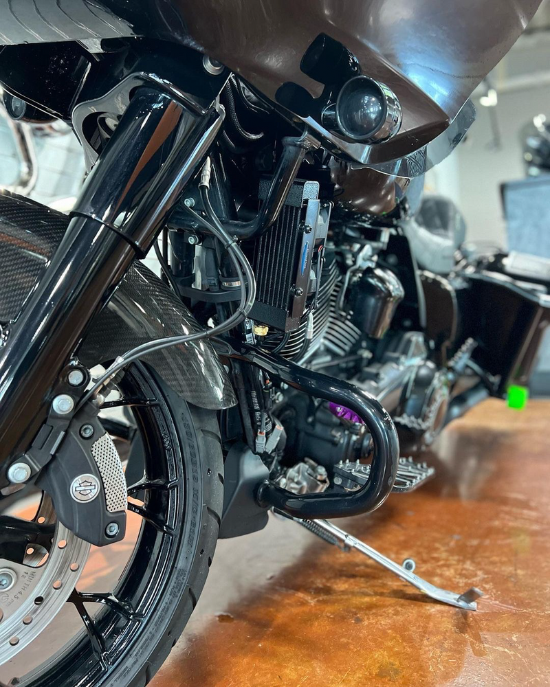Ultracool OIL Cooler M8 Touring ` (chopped Guard) - SMT8-5N For Harley Touring 2017-2023