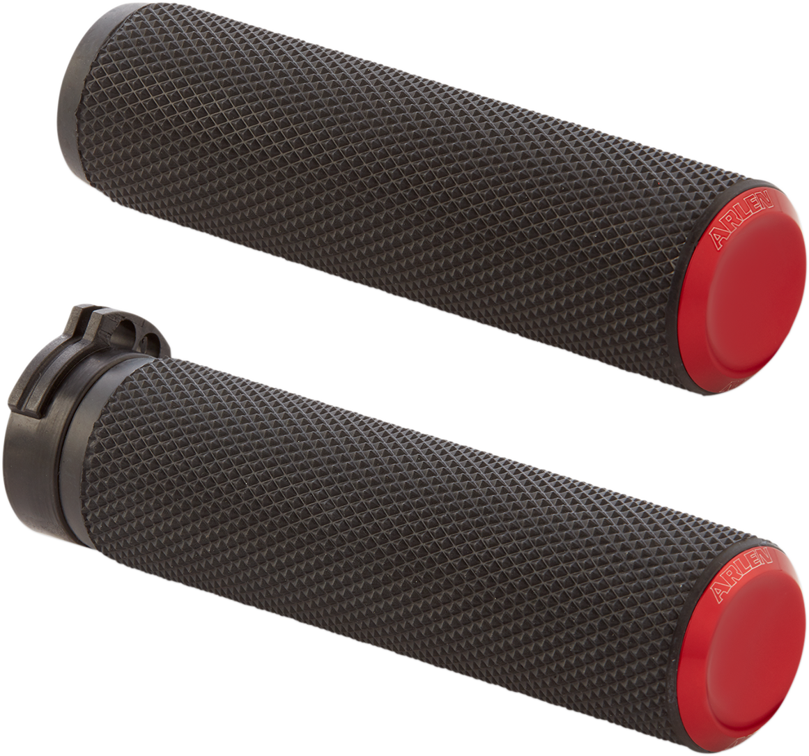 Knurled Grips