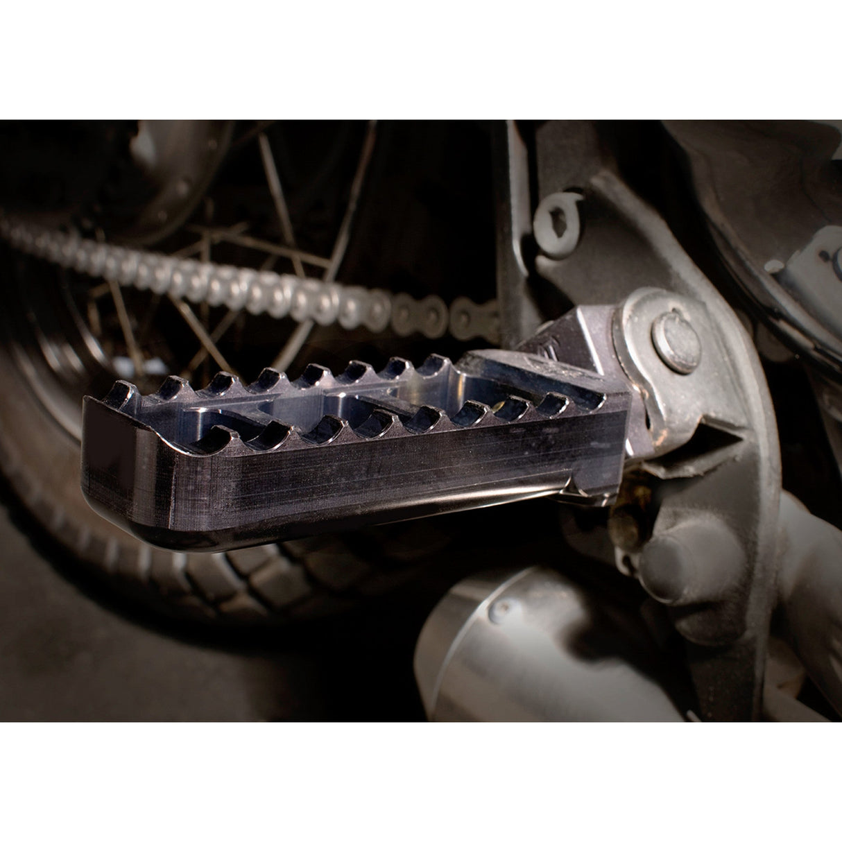 JOKER MACHINE 1620-1620 08-61-4B Serrated Footpegs Footpeg - Serrated - Narrow - Black