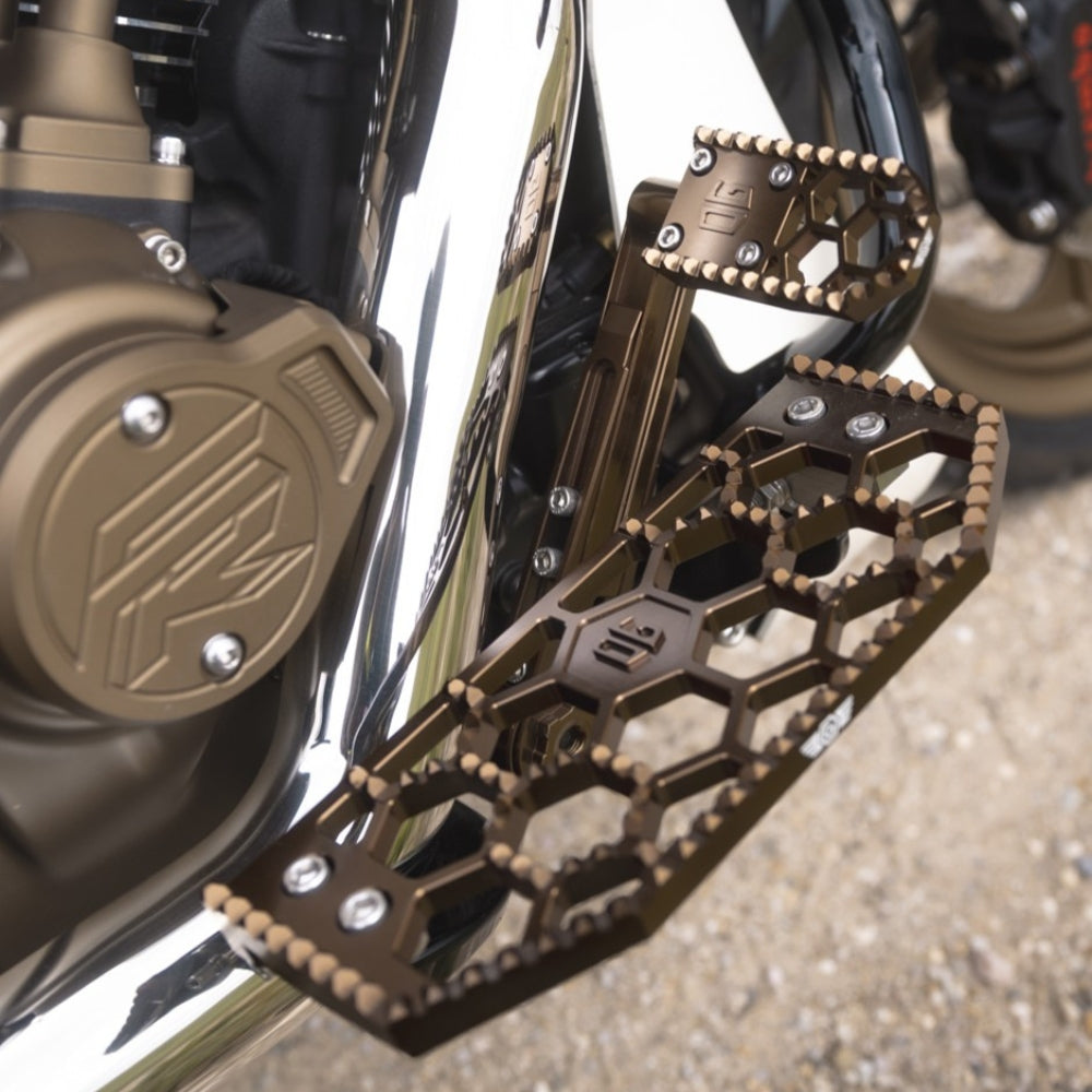 Original Garage Moto OG Bagger HoneyComp V3 Floorboards