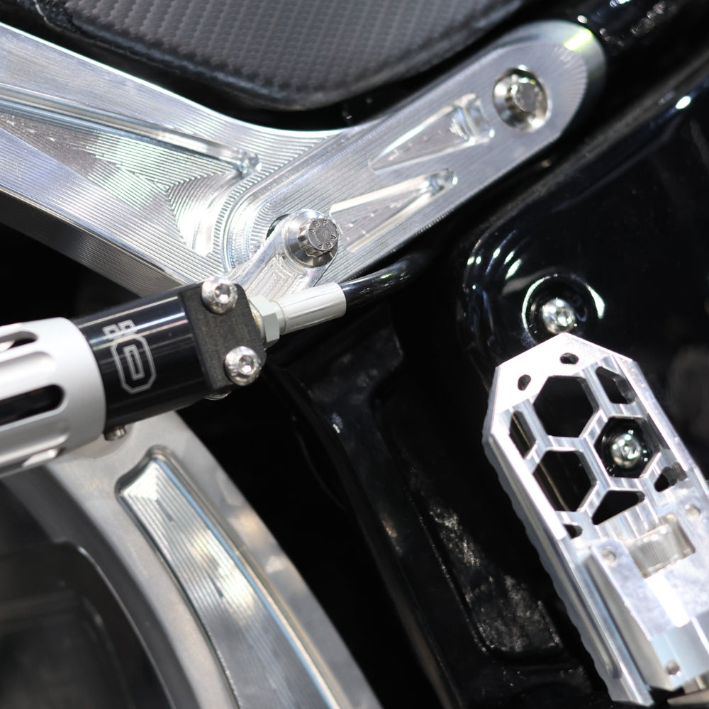Original Garage Moto OG Ohlins Shocks External Preload Master Cylinder Mount For Harley Softail 2025-2026