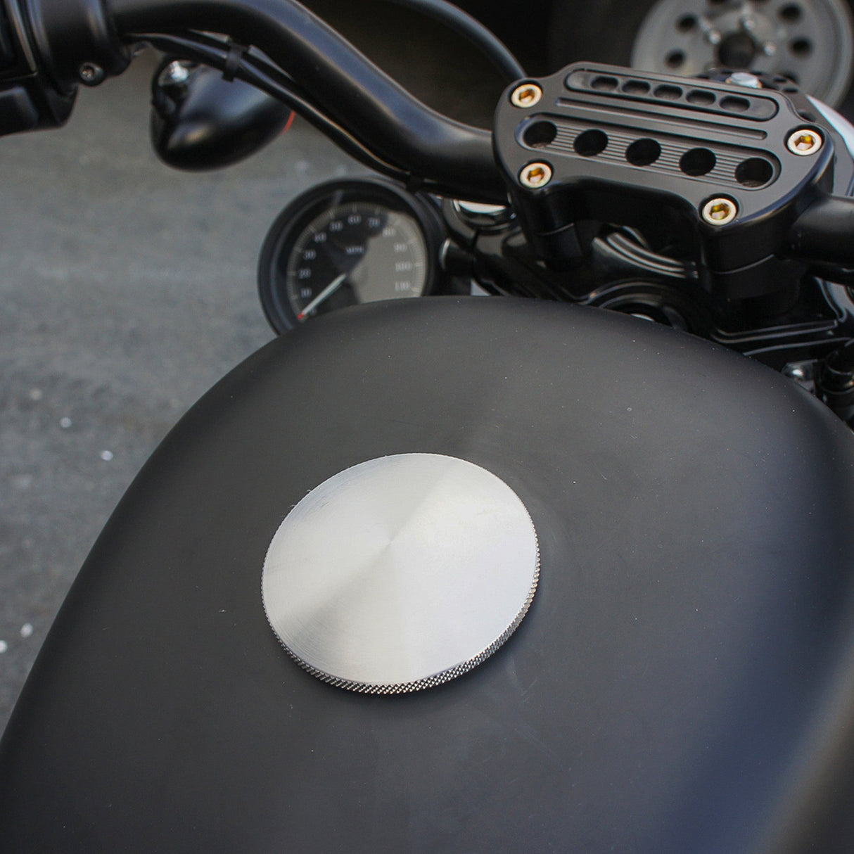 JOKER MACHINE 0703-0645 10-444C Gas Cap - Knurled - Chrome - Harley-Davidson