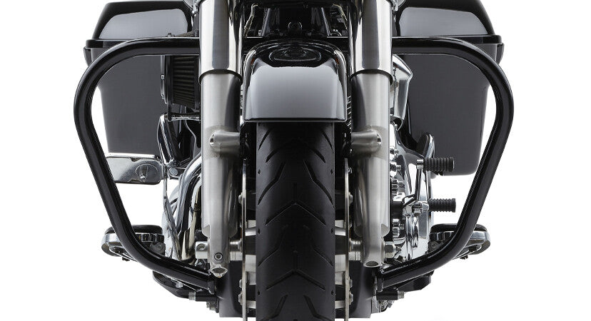 Cobra Freeway Bars Vbend 1.25" Black - 601-2113B For Harley Touring 2000-2026