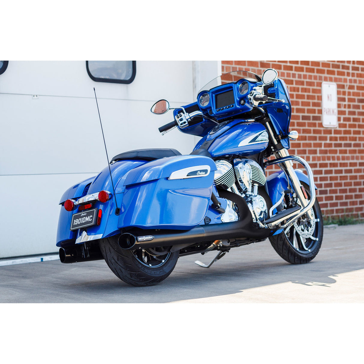 S&S Cycle 4" Broadhead Slip-On Mufflers Slash Cut Black - 550-1075 For Indian 2014-2022